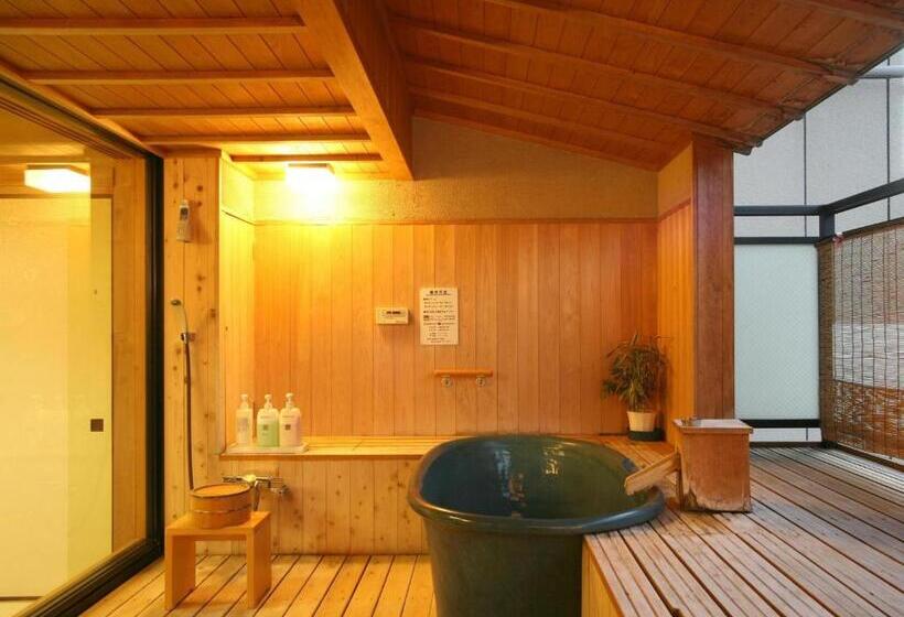 اتاق سوپریور, Kotohira Onsen Kotosankaku