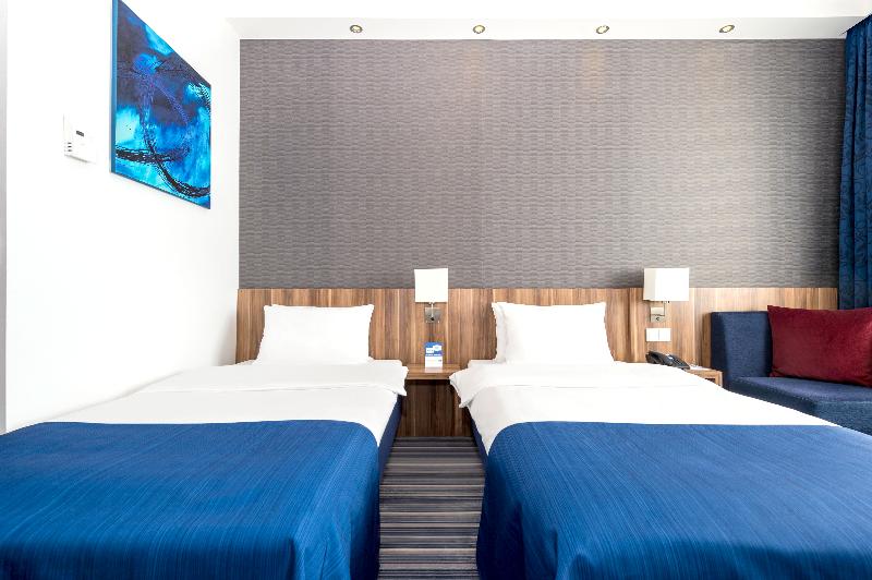 Люкс Кровать Кинг, Holiday Inn Express Hotel & Suites Christiansburg, An Ihg