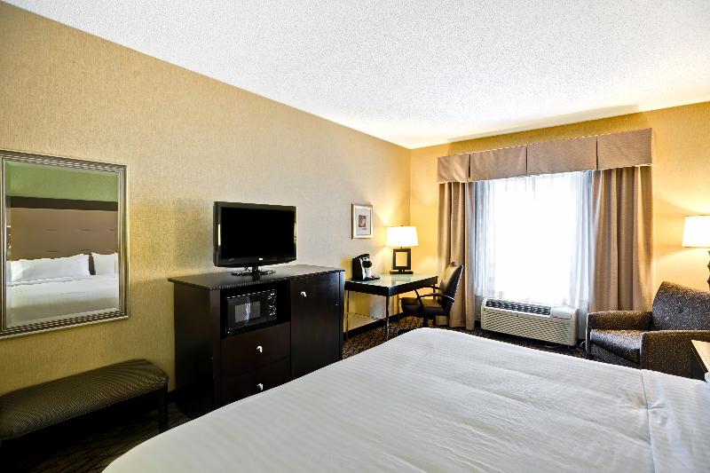 Стандартный Номер Кровать Кинг, Holiday Inn Express Hotel & Suites Christiansburg, An Ihg