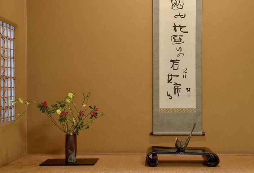 套房, Yamatoya Besso