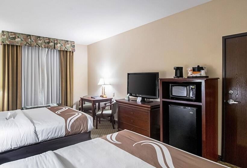 Люкс, Quality Inn & Suites