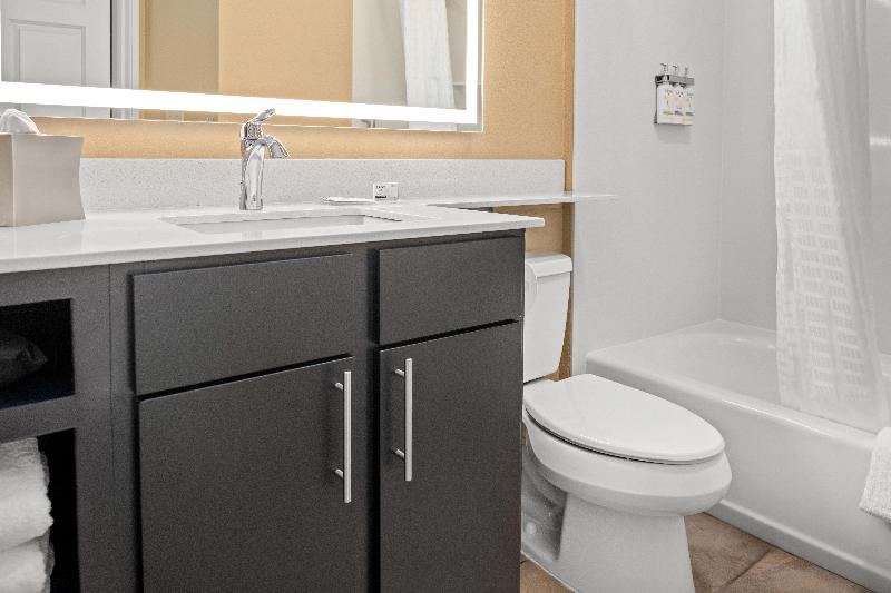 Студия Стандарт, Candlewood Suites Turlock, An Ihg