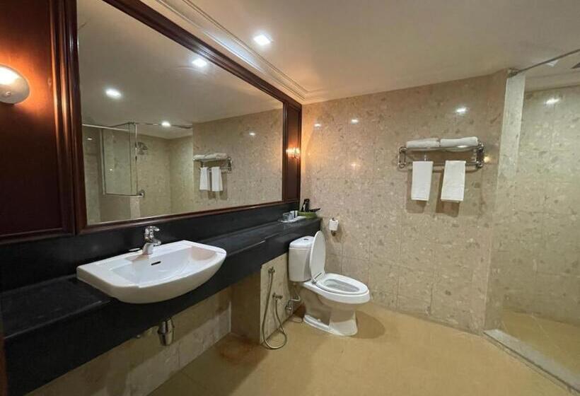 Номер Deluxe Кровать Кинг, Oriental Crystal