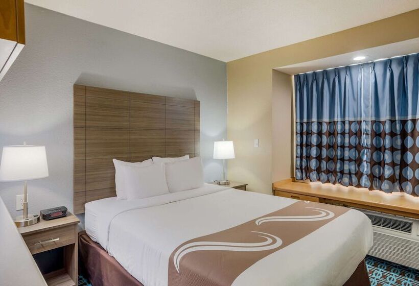 Люкс, Sonesta Essential Hotels Blue Springs