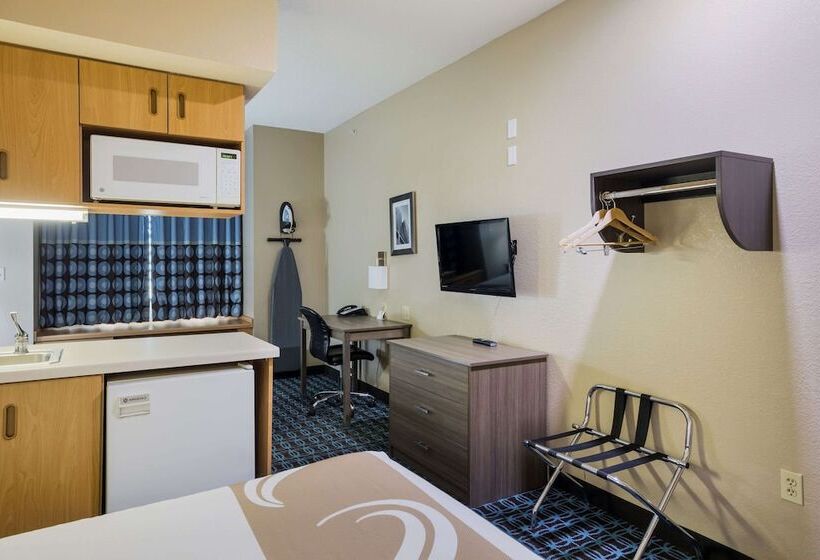 Люкс, Sonesta Essential Hotels Blue Springs