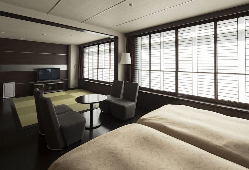 Номер Deluxe, Sapporo Kitahiroshima Classe