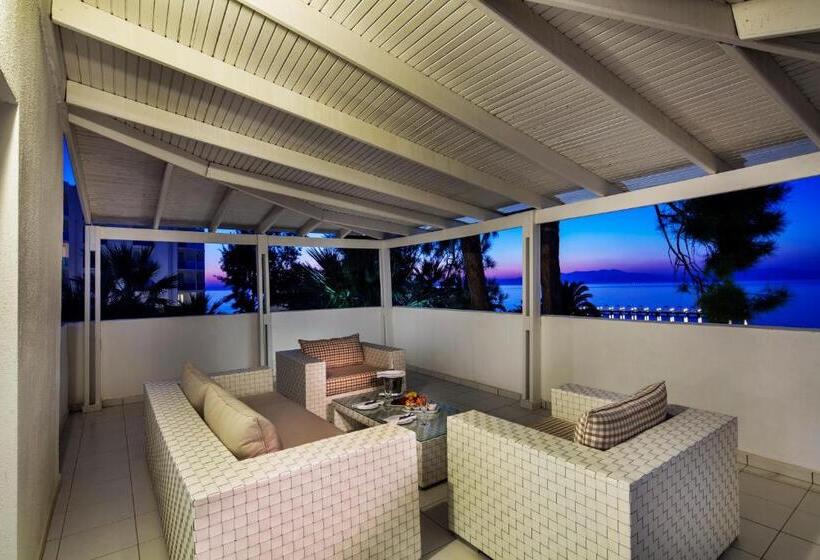Люкс Кровать Кинг, Le Bleu Hotel & Resort Kusadasi