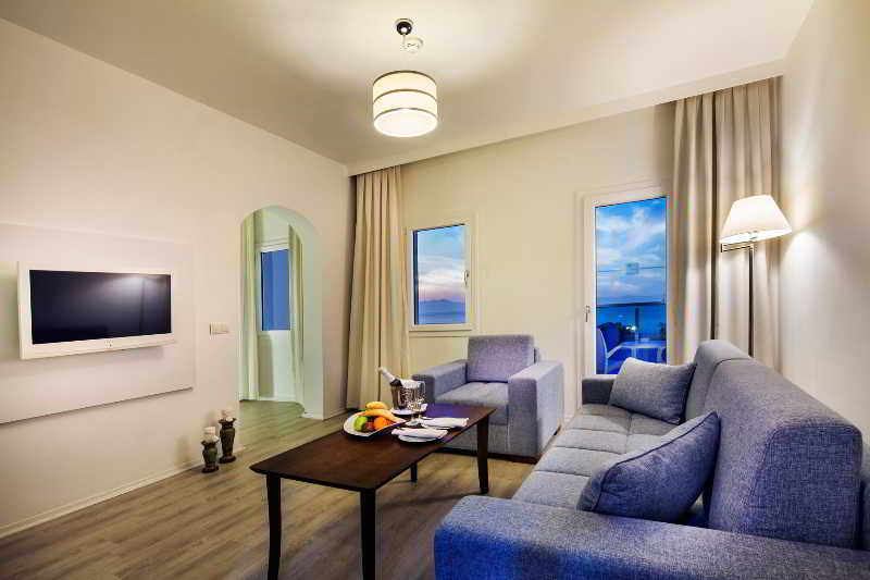 Люкс Вид на Море, Le Bleu Hotel & Resort Kusadasi
