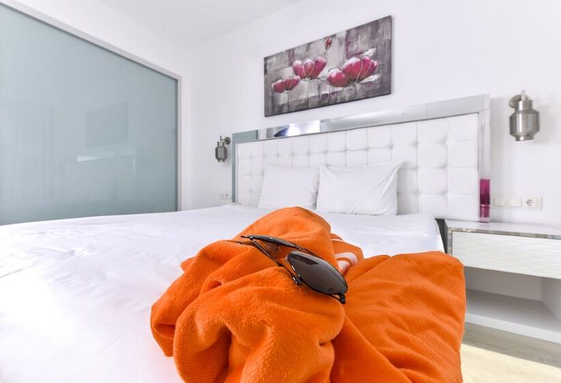 Номер Стандарт Вид на Море, Le Bleu Hotel & Resort Kusadasi