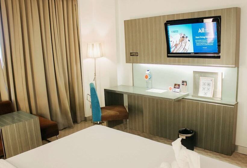 수피리어 룸, Novotel Bangka Hotel & Convention Center