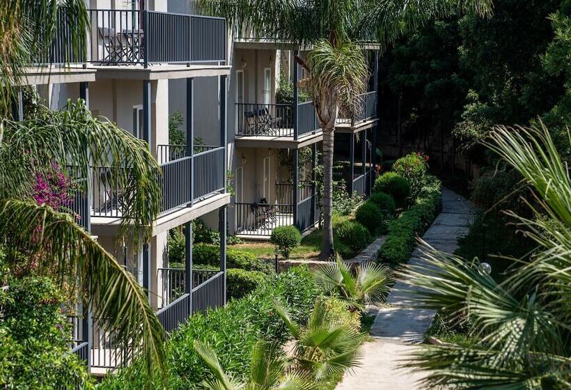 Семейный Номер, Bodrum Beach Resort