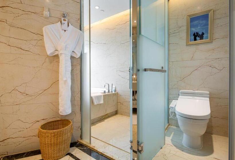חדר סופריור עם מיטת קינג, Pullman Guiyang