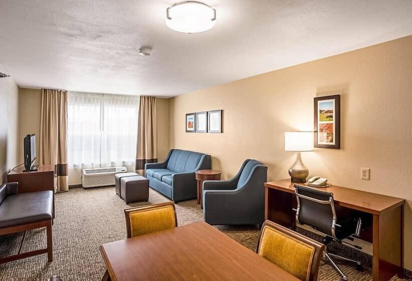 Люкс, Comfort Inn & Suites Independence