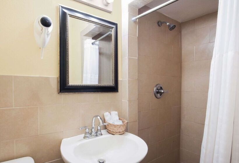 اتاق استاندارد با 2 تخت دوبل, Executive Inn & Kitchenette Suites Eagle Pass
