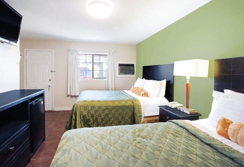 اتاق سوپریور, Executive Inn & Kitchenette Suites Eagle Pass