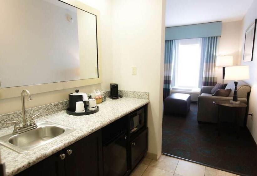 Студия Стандарт, Hampton Inn & Suites Middlebury