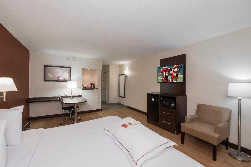 Номер Премиум, Red Roof Inn Plus+ Poughkeepsie