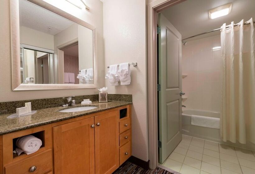 سوییت, Residence Inn Worcester