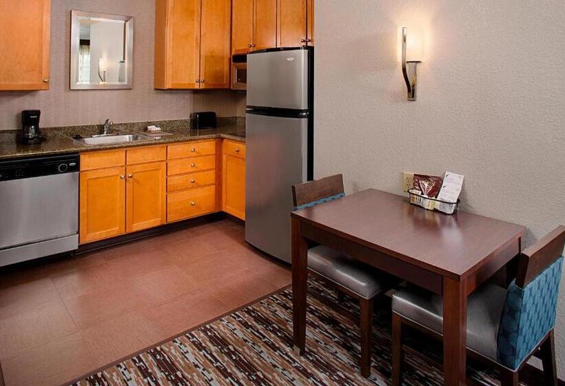 Студио Стандарт Кровать Кинг, Residence Inn Worcester
