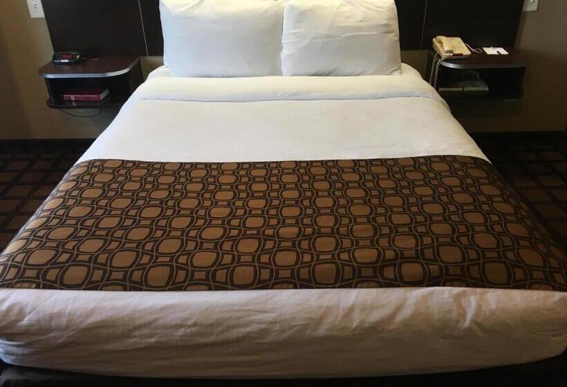 Номер Стандарт Адаптированный для Инвалидов, Microtel By Wyndham Perry National Fairground Area I 75