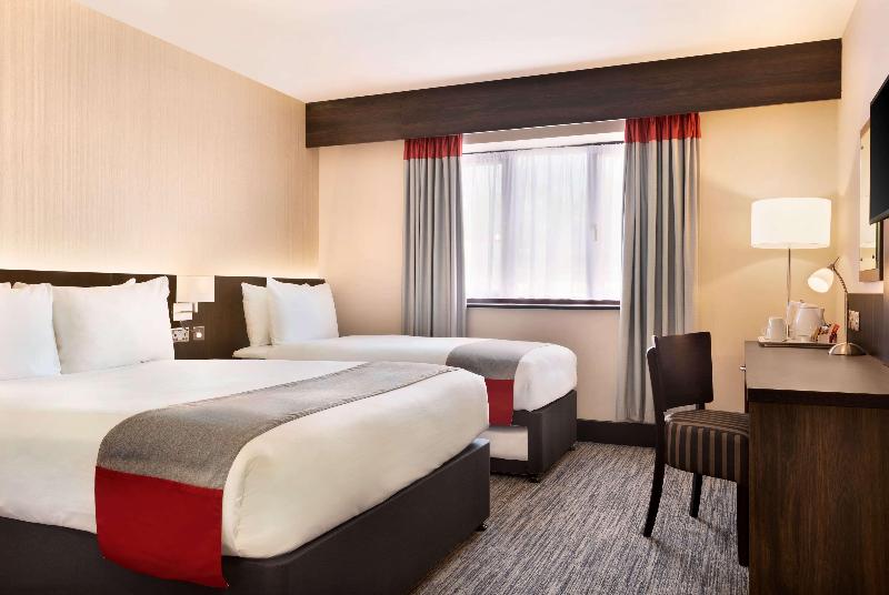 Семейный Номер, Ramada By Wyndham Cobham