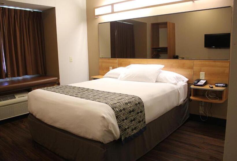 Номер Стандарт, York Microtel Inn & Suites By Wyndham
