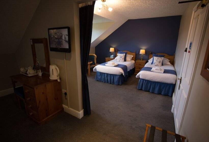 스탠다드 트리플 룸, Brathay Lodge
