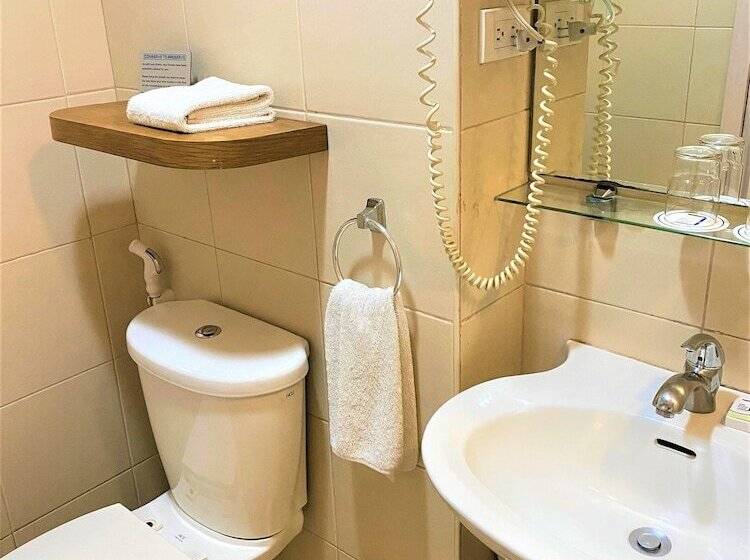 스탠다드 스튜디오, One Pacific Place Serviced Residences