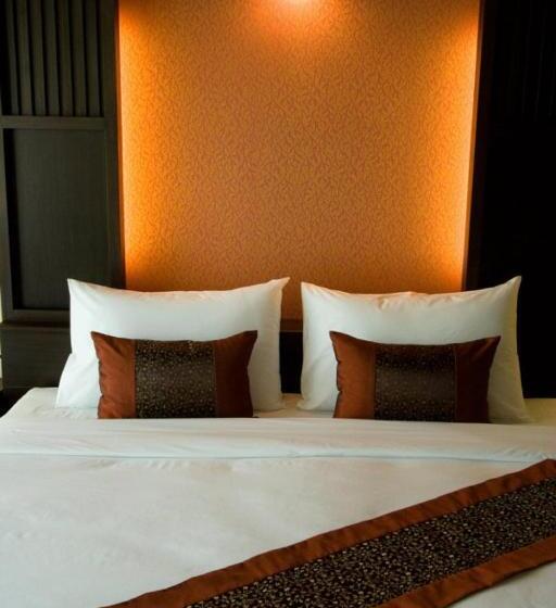 デラックスルーム, Mae Jo Golf Resort & Spa