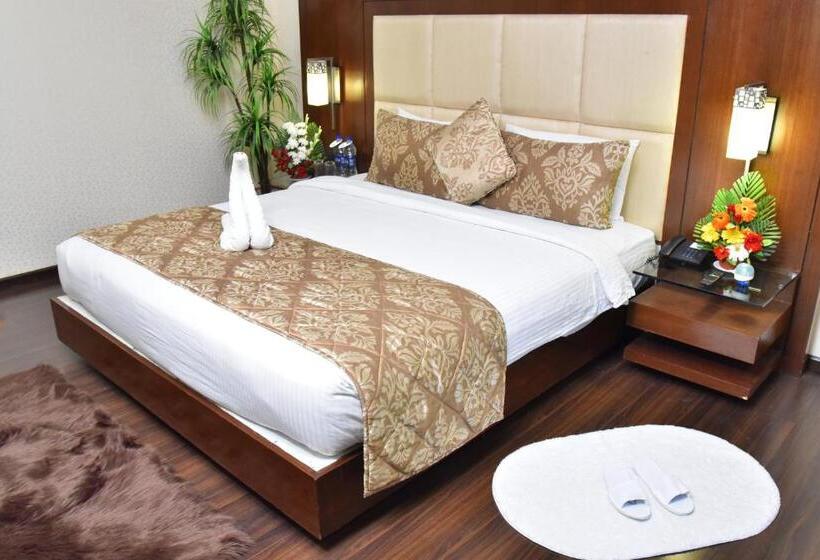 Президентский Люкс, Seasons  Rajkot