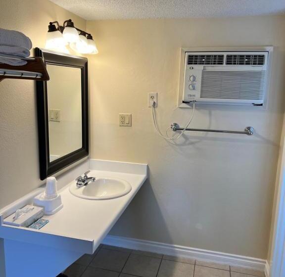 Стандартный Номер Кровать Кинг, Timbers Inn And Suites