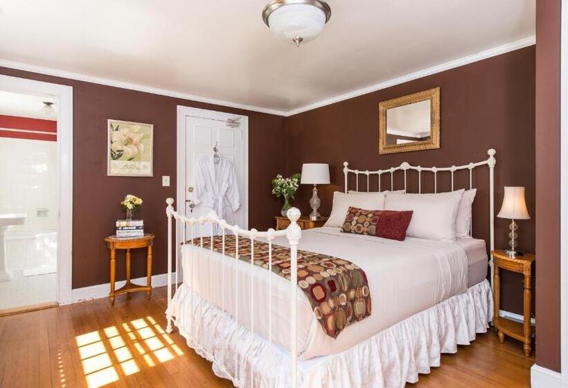 Номер Deluxe Вид на Горы, Inn On Putney Road