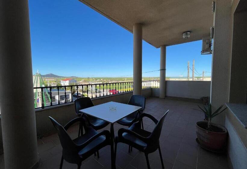 标准间带阳台, Hostal Parador De Los Llanos