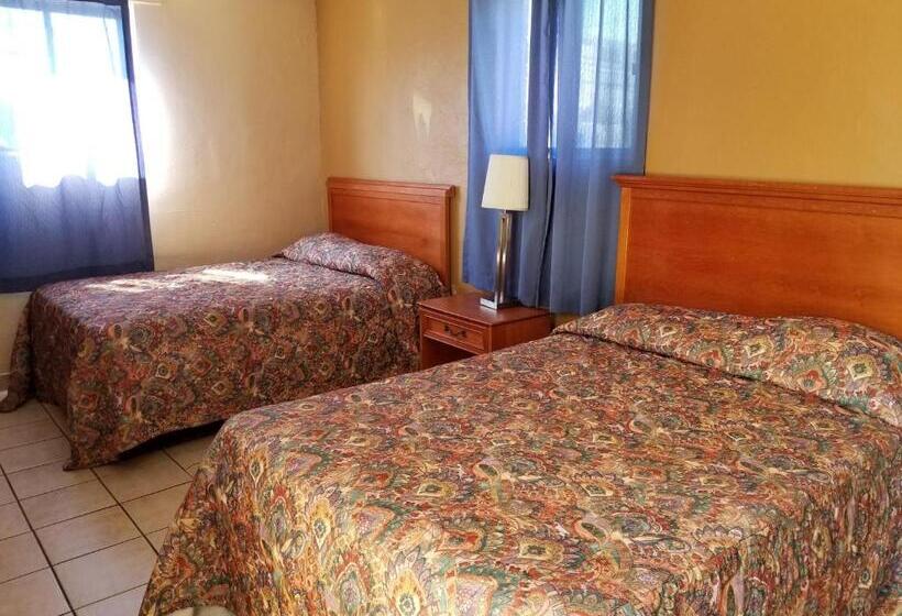 Номер Стандарт 2 Двуспальные Кровати, Atlantic Inn