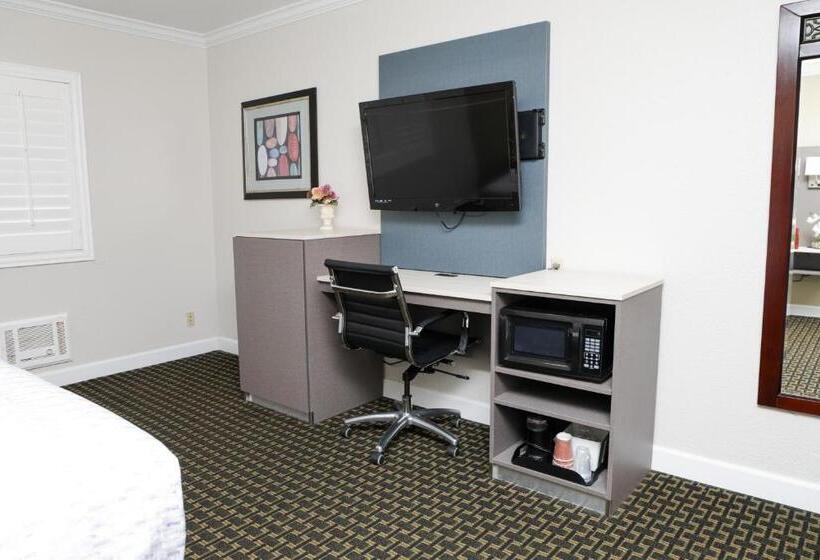 스탠다드 룸, Sea Breeze Inn   San Simeon