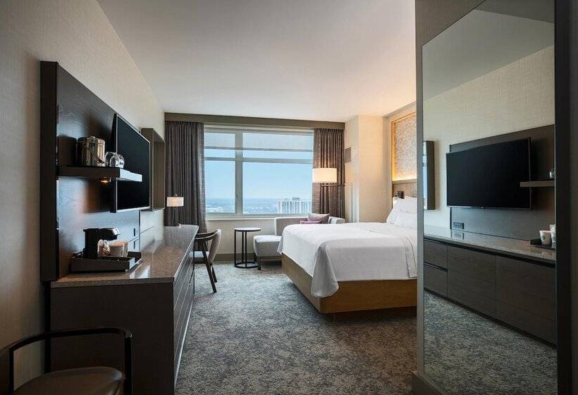 俱乐部房间, The Westin Chicago Lombard