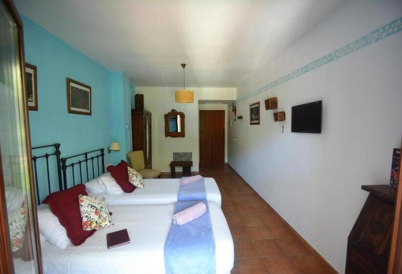 Номер Стандарт Вид на Сад, Posada San Marcos, Alájar