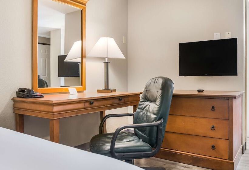 Номер Стандарт 2 Двуспальные Кровати, Americas Best Value Inn   Lebanon