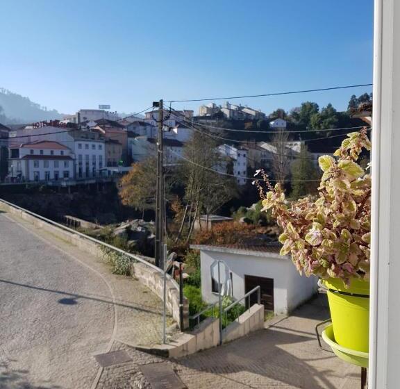 バルコニー付きスタンダードルーム, Pensão David, B&b