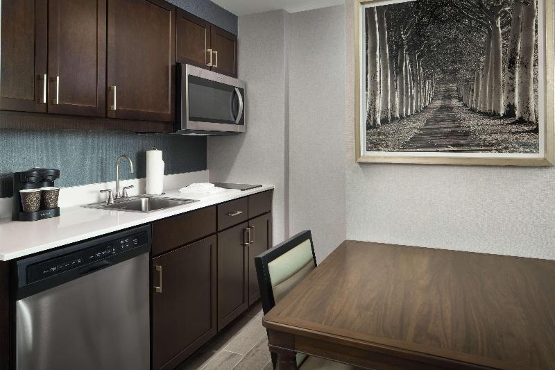 이그제큐티브 스위트, Minneapolis Marriott Northwest