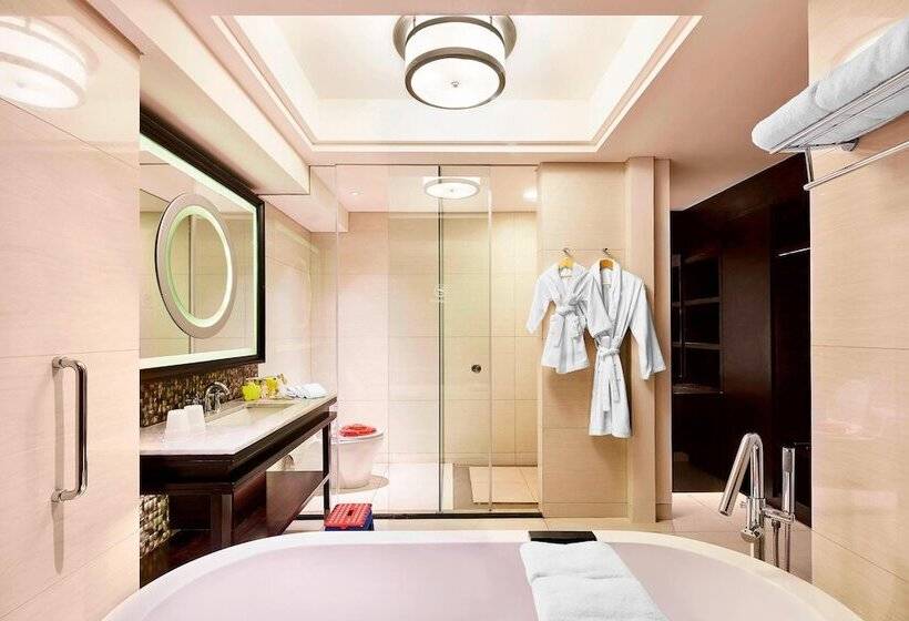Номер Стандарт Двуспальная Кровать Вид на Море, Sheraton Bali Kuta Resort