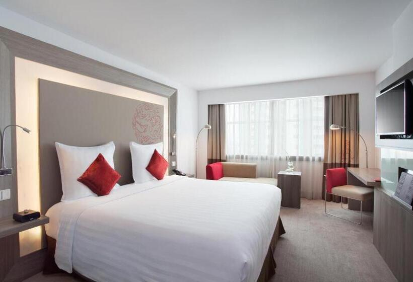 Номер Executive, Novotel Jakarta Gajah Mada