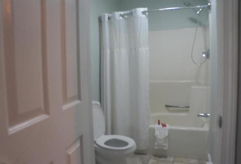 Номер Стандарт, Classic Motor Lodge Providence   West Greenwich