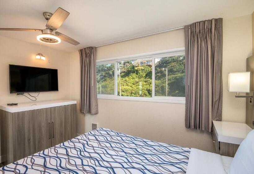자쿠지 스위트, Sailor Jack Oceanfront Motel