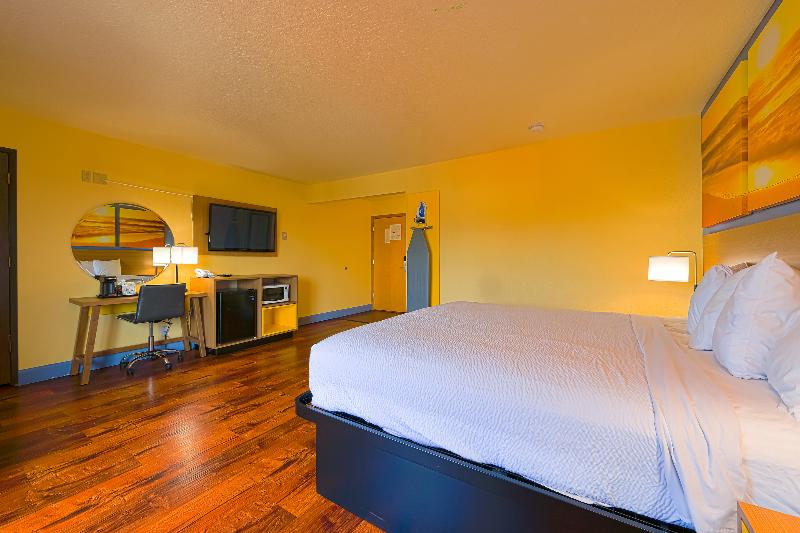 스탠다드 룸 킹사이즈 침대, Coastal Inn By Oyo Lincoln City Oregon Coast Hwy