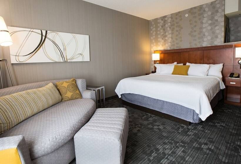 Номер Executive, Courtyard By Marriott Winchester Medical Center