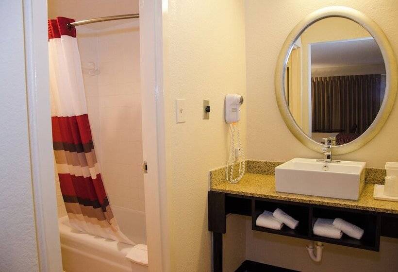 Номер Deluxe, Red Roof Inn Williamsburg