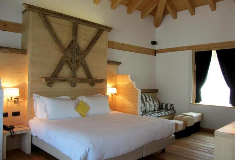 Suite with Terrace, Alla Posta