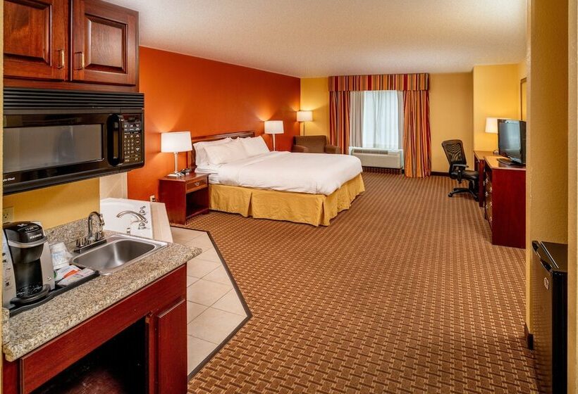 带按摩浴盆的套房, Holiday Inn Express And Suites Hazard, An Ihg
