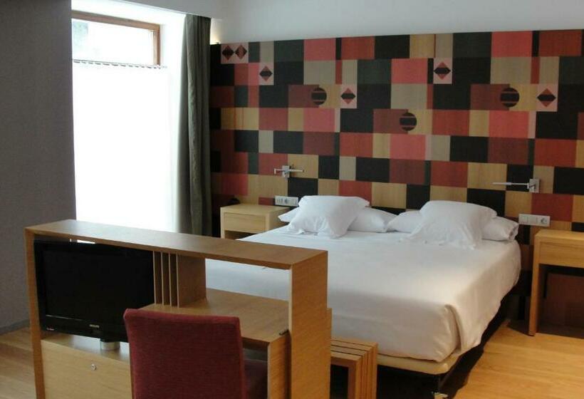 Habitación Estándar Vista Montaña, Continental Balneario De Panticosa